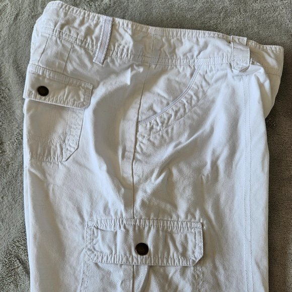 Lady Hathaway Cargo Capri Pants - Size 6 - Picture 5 of 5